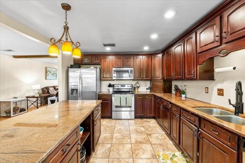 House in Lakeland, Florida 3 bedrooms, 129.41 sq.m. № 1743058 - photo 3