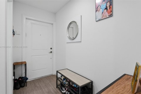 Touwnhouse à vendre à Riviera Beach, Floride: 3 chambres, 121.79 m2 № 2007341 - photo 3