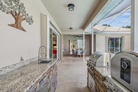 House in New Port Richey, Florida 4 bedrooms, 258.92 sq.m. № 1806909 - photo 12