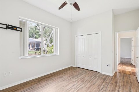 House in New Port Richey, Florida 4 bedrooms, 258.92 sq.m. № 1806909 - photo 25