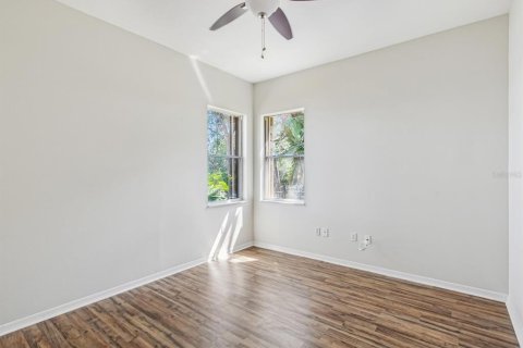 House in New Port Richey, Florida 4 bedrooms, 258.92 sq.m. № 1806909 - photo 29