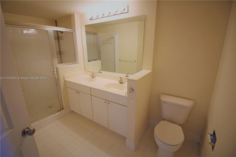 Condo in Sunny Isles Beach, Florida, 2 bedrooms  № 1698360 - photo 20