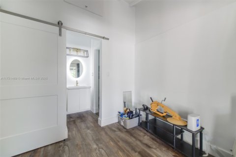 House in Fort Lauderdale, Florida 2 bedrooms, 109.81 sq.m. № 1703433 - photo 27