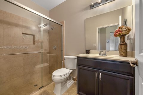 Купить виллу или дом в Хомстед, Флорида 6 спален, 354.89м2, № 2040311 - фото 20