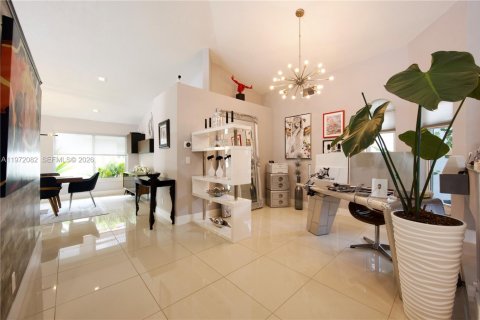 Villa ou maison à vendre à Weston, Floride: 3 chambres, 205.78 m2 № 2032524 - photo 7