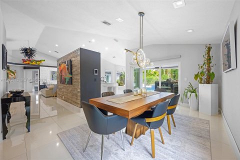 Villa ou maison à vendre à Weston, Floride: 3 chambres, 205.78 m2 № 2032524 - photo 9