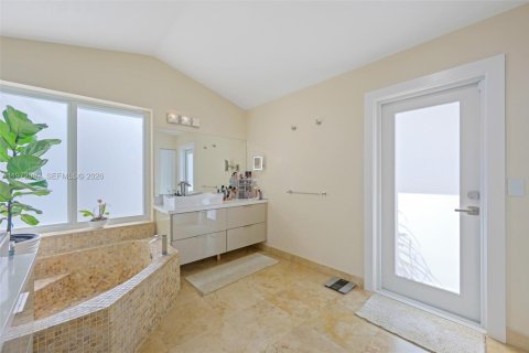 Villa ou maison à vendre à Weston, Floride: 3 chambres, 205.78 m2 № 2032524 - photo 21