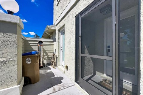 Touwnhouse à vendre à Kissimmee, Floride: 3 chambres, 112.78 m2 № 2388939 - photo 3