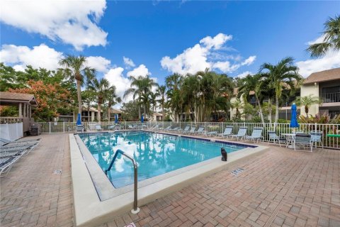 Condo in Venice, Florida, 2 bedrooms  № 1872996 - photo 26