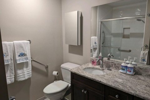 Condo in Venice, Florida, 2 bedrooms  № 1872996 - photo 11