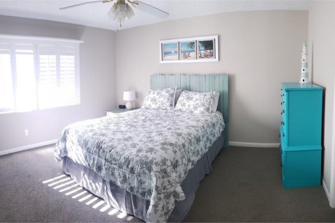 Condo in Venice, Florida, 2 bedrooms  № 1872996 - photo 14