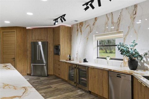 Casa en venta en Eustis, Florida, 5 dormitorios, 334.45 m2 № 1902002 - foto 12