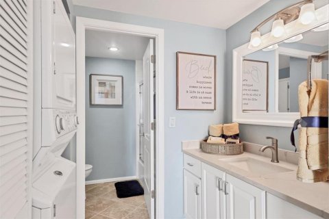 Condo in Sarasota, Florida, 2 bedrooms № 2095223 - photo 28