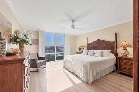 Condo in Sarasota, Florida, 2 bedrooms № 2095223 - photo 20