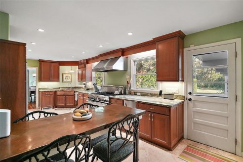Casa en venta en Leesburg, Florida, 4 dormitorios, 310.2 m2 № 1449597 - foto 26