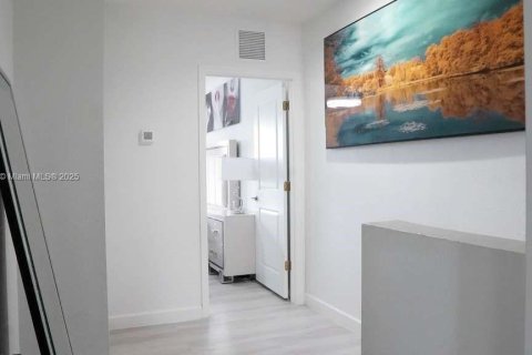 Adosado en venta en Florida City, Florida, 3 dormitorios, 133.78 m2 № 1965839 - foto 12