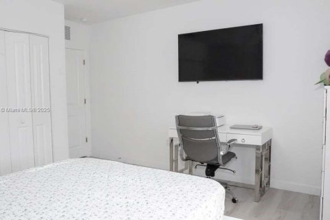 Adosado en venta en Florida City, Florida, 3 dormitorios, 133.78 m2 № 1965839 - foto 21