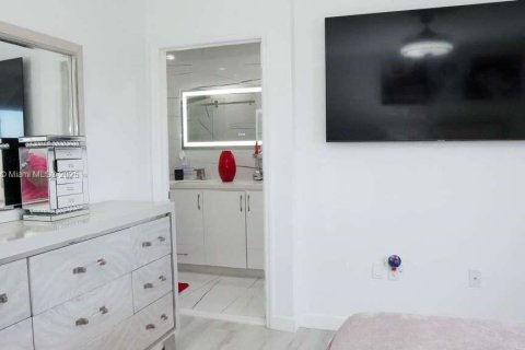 Adosado en venta en Florida City, Florida, 3 dormitorios, 133.78 m2 № 1965839 - foto 23