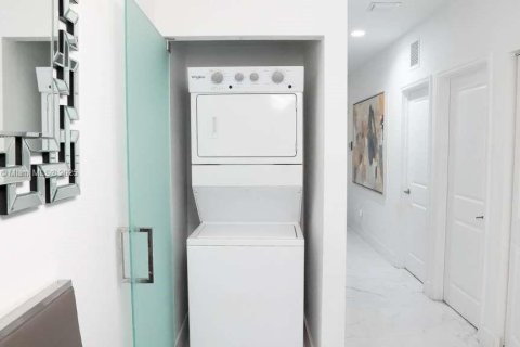 Adosado en venta en Florida City, Florida, 3 dormitorios, 133.78 m2 № 1965839 - foto 8