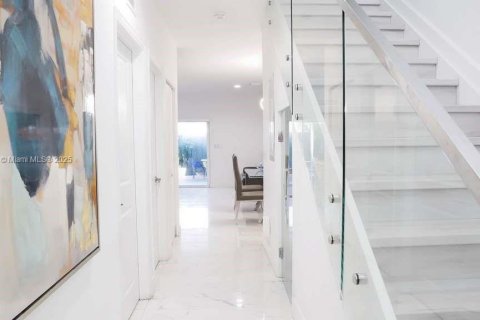 Adosado en venta en Florida City, Florida, 3 dormitorios, 133.78 m2 № 1965839 - foto 2