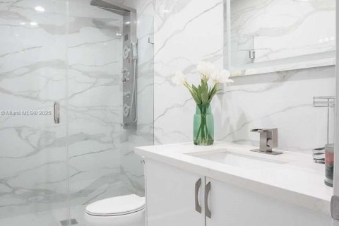 Adosado en venta en Florida City, Florida, 3 dormitorios, 133.78 m2 № 1965839 - foto 22