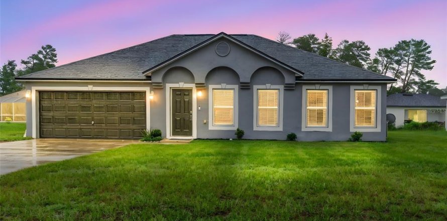 House in Ocala, Florida 3 bedrooms, 179.49 sq.m. № 1835867