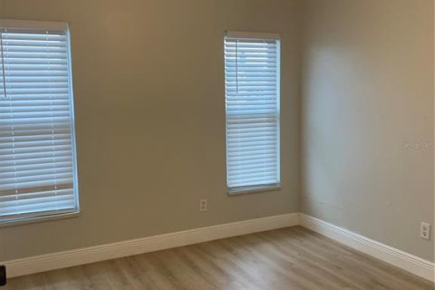Villa ou maison à louer à Saint Petersburg, Floride: 4 chambres, 168.62 m2 № 2106544 - photo 23