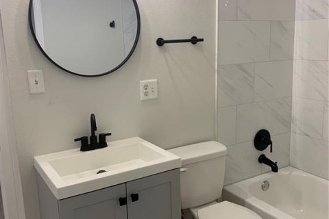 Villa ou maison à louer à Saint Petersburg, Floride: 4 chambres, 168.62 m2 № 2106544 - photo 25