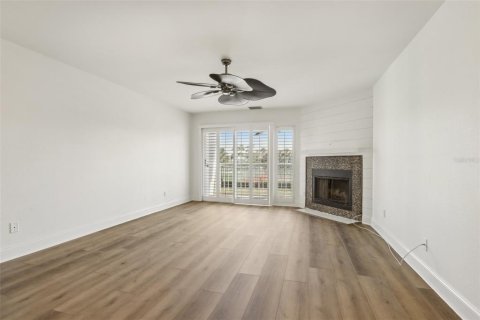 Adosado en venta en Tierra Verde, Florida, 3 dormitorios, 147.25 m2 № 1629092 - foto 4