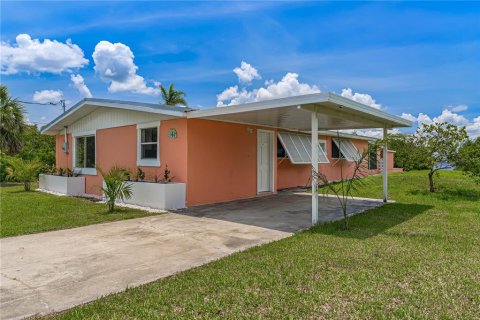 Casa en venta en Punta Gorda, Florida, 3 dormitorios, 105.91 m2 № 1797873 - foto 2