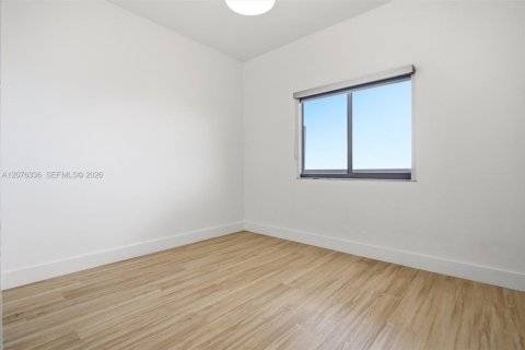 Condominio en alquiler en Miami, Florida, 1 dormitorio, 57.6 m2 № 2339918 - foto 19