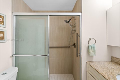 Condo in Boca Raton, Florida, 2 bedrooms  № 2075376 - photo 19