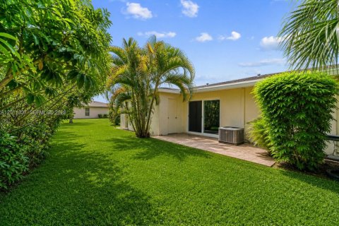 Condo in Boca Raton, Florida, 2 bedrooms  № 2075376 - photo 22