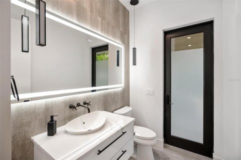 Купить виллу или дом в Сарасота, Флорида 12 комнат, 422.71м2, № 1913149 - фото 30