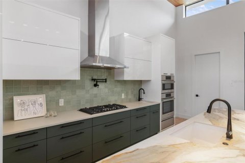 Купить виллу или дом в Сарасота, Флорида 12 комнат, 422.71м2, № 1913149 - фото 16