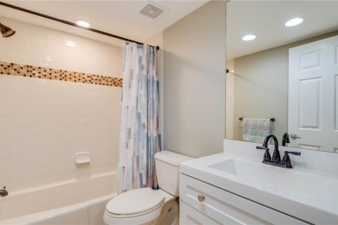 Condominio en venta en Fort Myers, Florida, 2 dormitorios, 108.42 m2 № 2348375 - foto 23