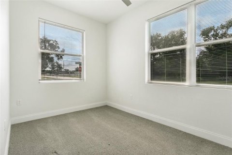 Villa ou maison à vendre à Casselberry, Floride: 4 chambres, 225.1 m2 № 1914413 - photo 19