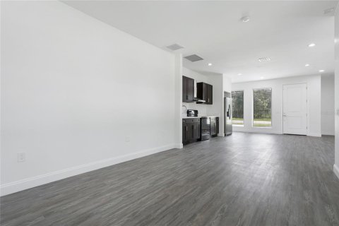 Villa ou maison à vendre à Casselberry, Floride: 4 chambres, 225.1 m2 № 1914413 - photo 3