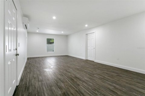 Villa ou maison à vendre à Casselberry, Floride: 4 chambres, 225.1 m2 № 1914413 - photo 12