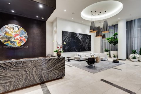 Condo in Miami, Florida, 1 bedroom  № 1762418 - photo 26