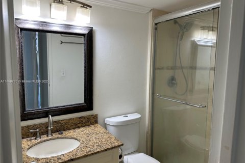 Condo in Sunny Isles Beach, Florida, 1 bedroom  № 1957371 - photo 9