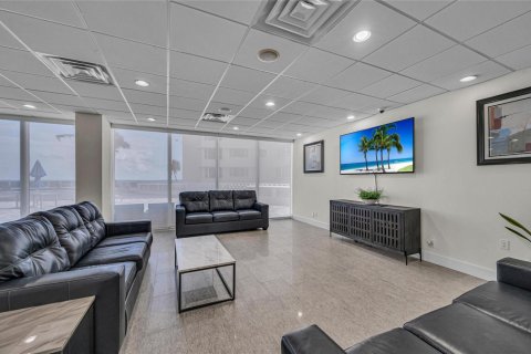 Condominio en venta en Fort Lauderdale, Florida, 1 dormitorio, 74.32 m2 № 2243354 - foto 22