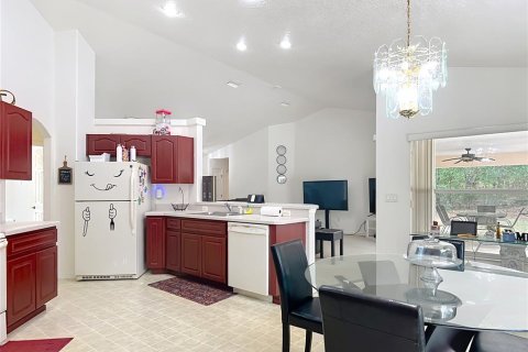 Casa en venta en Citrus Springs, Florida, 3 dormitorios, 170.38 m2 № 1688288 - foto 17