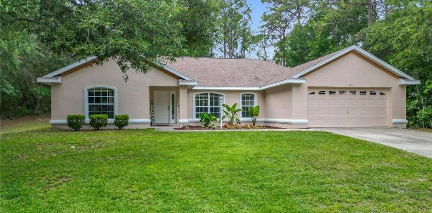 Casa en Citrus Springs, Florida 3 dormitorios, 170.38 m2 № 1688288