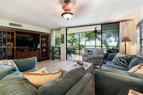 Townhouse in Key Largo, Florida 3 bedrooms, 132.2 sq.m. № 1849242 - photo 8