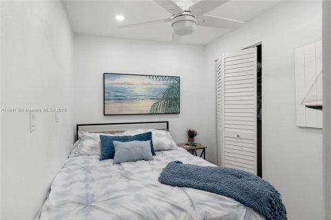 Townhouse in Key Largo, Florida 3 bedrooms, 132.2 sq.m. № 1849242 - photo 18