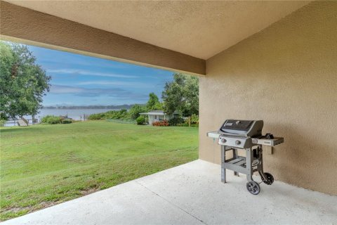 House in Winter Haven, Florida 4 bedrooms, 172.33 sq.m. № 1835842 - photo 24