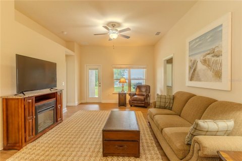House in Winter Haven, Florida 4 bedrooms, 172.33 sq.m. № 1835842 - photo 8