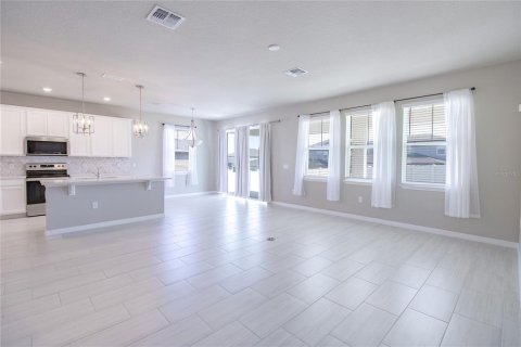 Villa ou maison à vendre à Clermont, Floride: 5 chambres, 325.9 m2 № 2228026 - photo 5