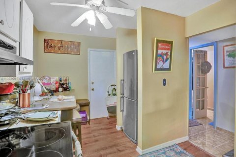 Купить кондоминиум в Майами, Флорида 1 спальня, 98.66м2, № 1957779 - фото 20